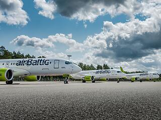 airBaltic: kedvező októberi utasszámok, friss flottahírek