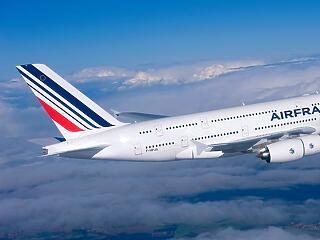 Mentőövet dob az állam az Air France-nak