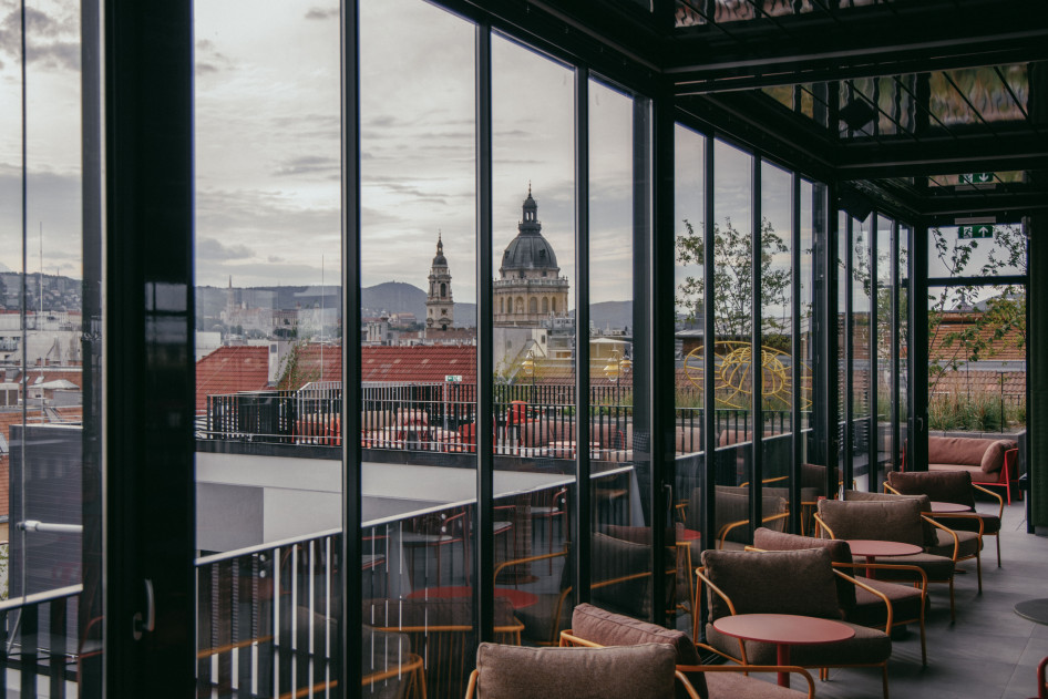 A rooftop bár kilátása szinte verhetetlen