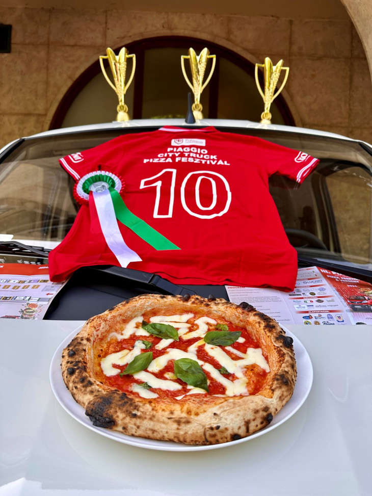 A Pizzériák Versenyén a fesztiválra kitelepült pizzériák mutatják be különleges pizzáikat