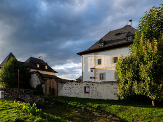 Egykor romhalmaz volt, ma már aludhatunk is ebben a középkori szlovák várban