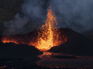 Vulkánkitörés Izlandon - a Kék Lagúna is veszélyben