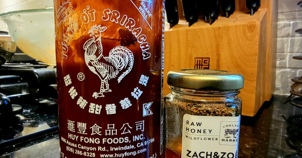 Huy Fong Foods Sriracha szósz