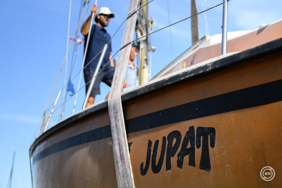 A Szent Jupát a hazatérése után rövid ideig a Balatonon maradt, mialatt Fa Nándor és Gál József egy alapítványt hozott létre a megőrzésére