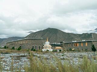 Megnyílt Tibet első luxusszállodája