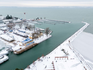 Még várni kell a biztonságos jégre a Balatonon