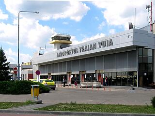 Ezerrel pörögnek a romániai repterek