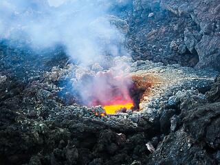 Vulkáni kráterbe zuhant egy helybéli Hawaii-n