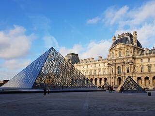Baj baj hátán – sztrájkot hirdettek a Louvre-ban