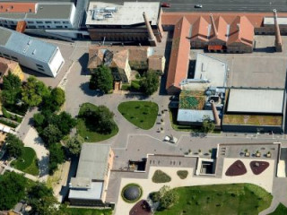 Bajban Pécs kulturális pezsgése