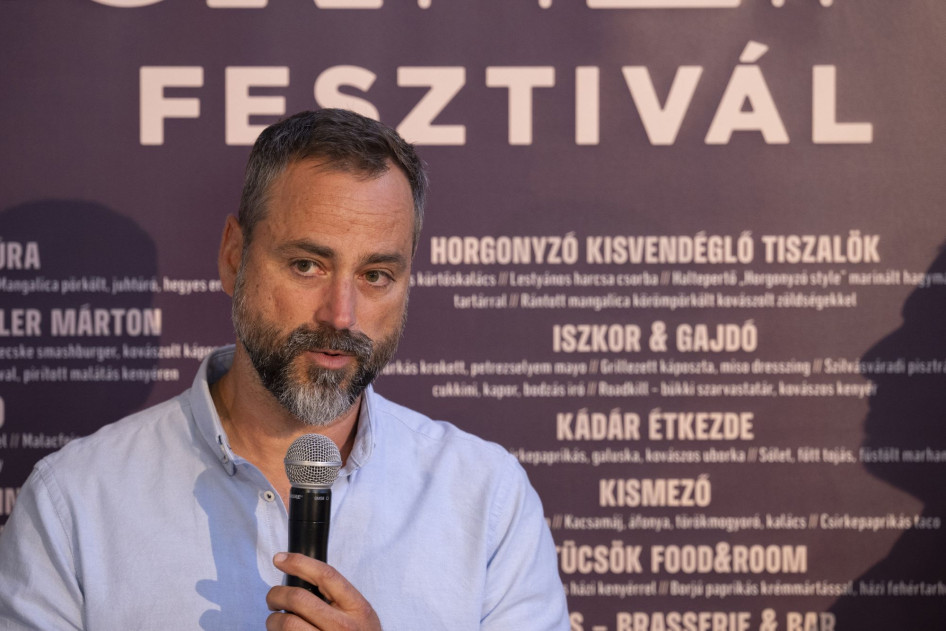 Nemes Richárd főszervező az idei Gourmet fesztiválról tartott sajtótájékoztatón