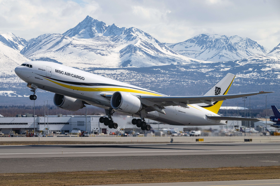   Boeing B777-200 
