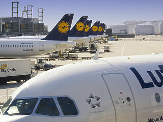 Sztrájkba léphet szerdán a Lufthansa földi személyzete