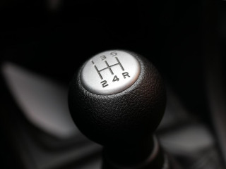 Hogyan cserélj váltógombot a Suzuki Swiftedben vagy SX4-edben?