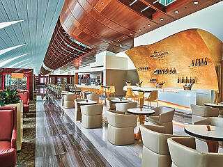 Ilyen lett a 11 millió dollárból felújított dubaji business lounge