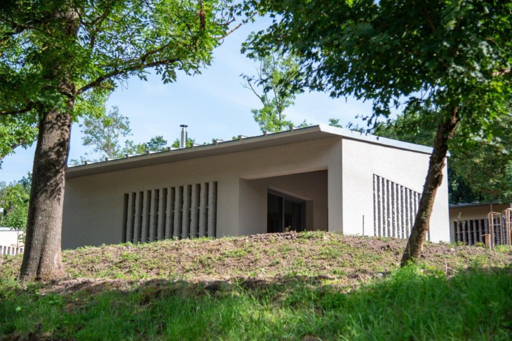 apartmanház