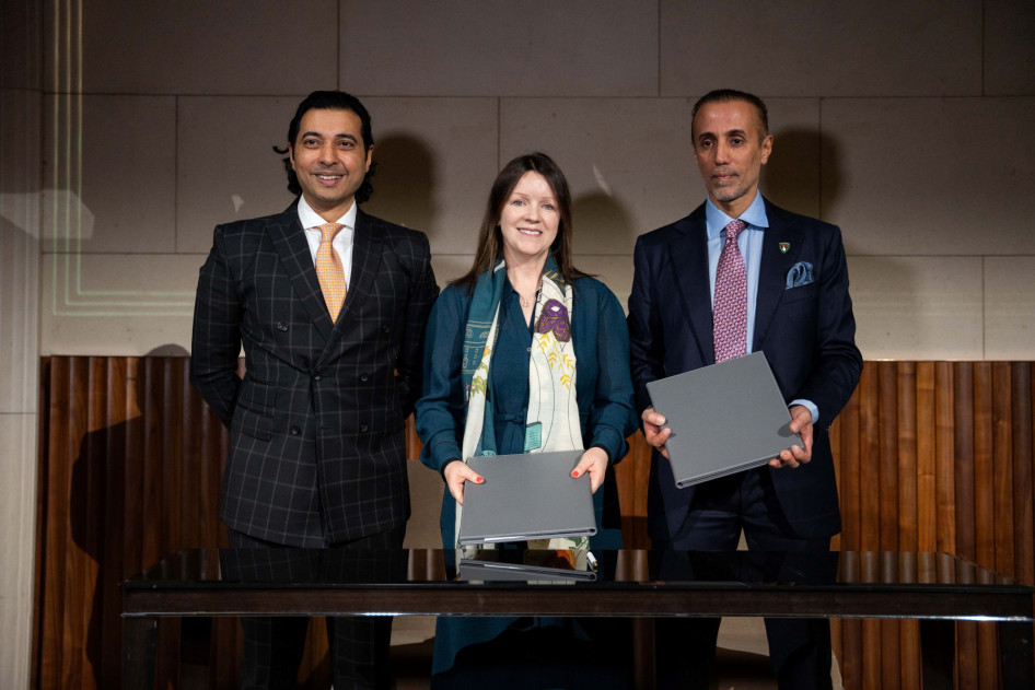 Balról jobbra: Saurabh Rai,  Dél-Ázsia, Közel-Kelet és Afrika ügyvezető igazgatója,  Brenda Collin, a Preferred Hotels & Resorts európai ügyvezető alelnöke, és Mohammed Al Habtoor, az Al Habtoor Group alelnöke és vezérigazgatója