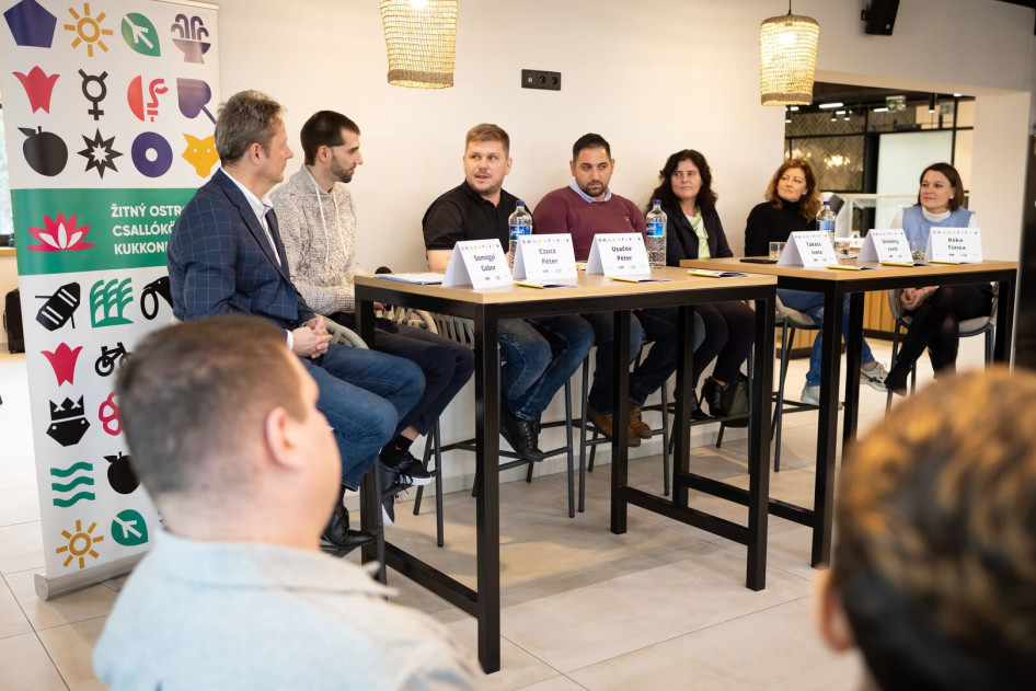 A több panelbeszélgetés egyike a csallóközi gasztro-rendezvényen
