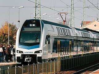 Újra jár az új emeletes vonat a Dunakanyarba