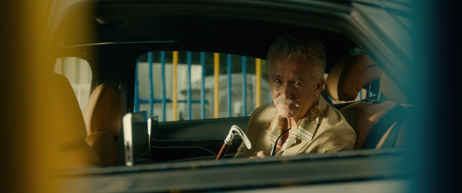 Patrick Duffy, az amerikai milliárdos szerepében