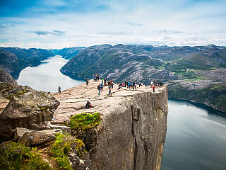 Összeomolhat a híres norvég turisztikai látványosság