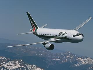 Járatot bővít az Alitalia a nyári időszakban