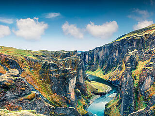Lezárják a mesebeli kanyont Izlandon