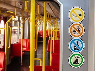 Bécsbe utazók, utaztatók, figyelem! Az összes metróvonalon betiltják az evést