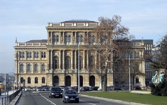 Magyar Tudományos Akadémia (Forrás: Wikimedia Commons)