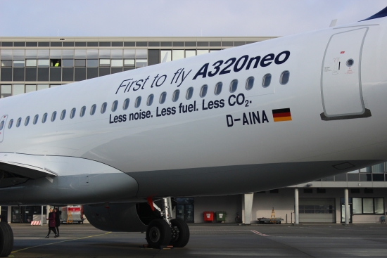 Speciális festést kapott a Lufthansa A320neója