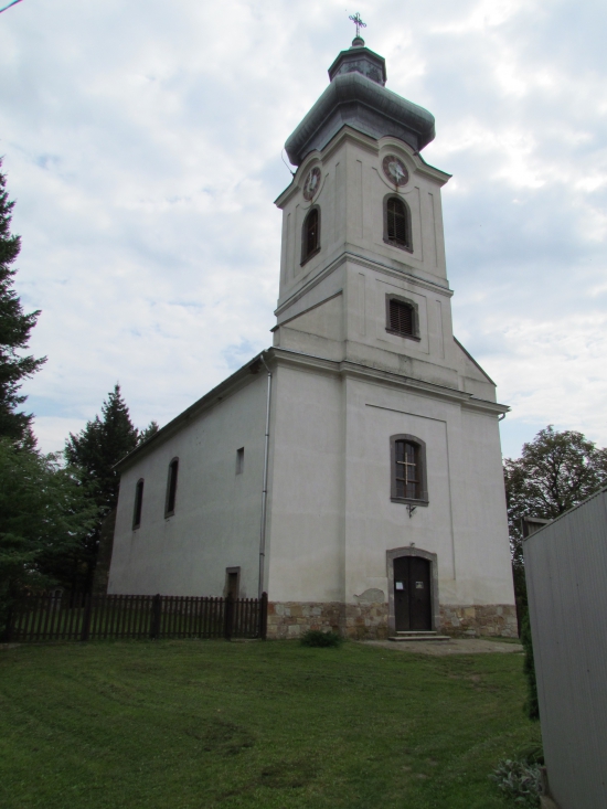 A barokk stílusú katolikus templom - Fotó: Mentusz Károly
