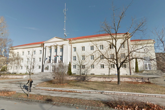 A Komárom-Esztergom Megyei Rendőr-főkapitányság Tatabányán (Forrás: Google Street View)