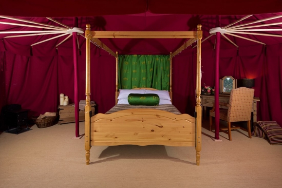 Forrás: Knight’s Glamping at Leeds Castle