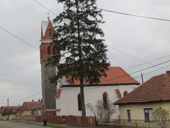 A felújított református templom (Fotó: Mentusz Károly)