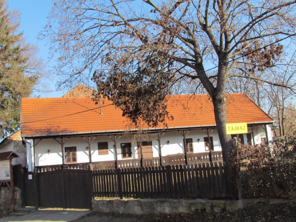 A több mint fél évszázada nyitott Népművészeti Tájház (Fotó: Mentusz Károly)