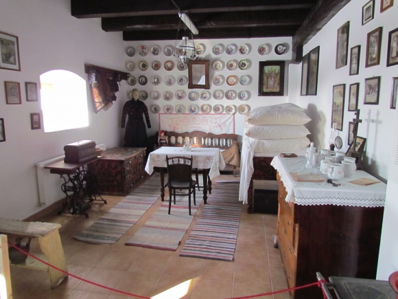 Matyó szoba, a régi berendezésekkel (Fotó: Mentusz Károly)