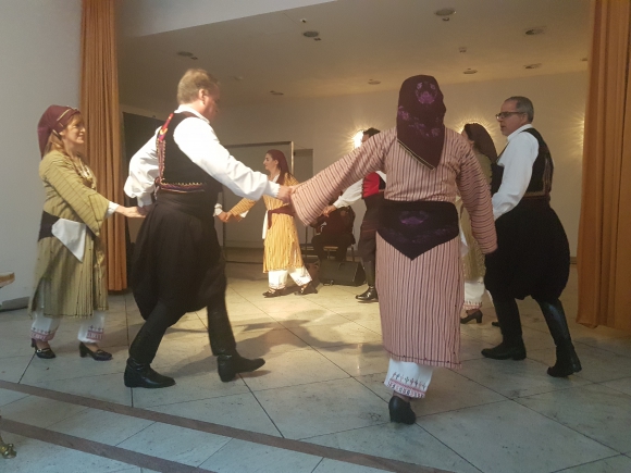 Hamisítatlan ciprusi táncprogram szórakoztatta a nagyérdeműt