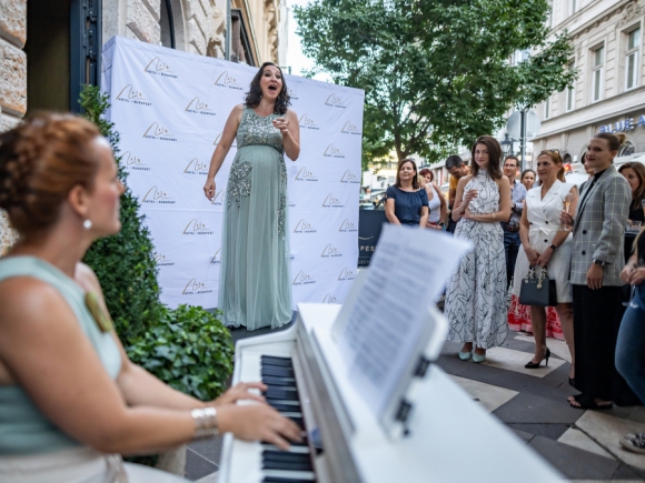 Balga Gabriella mezzoszoprán
