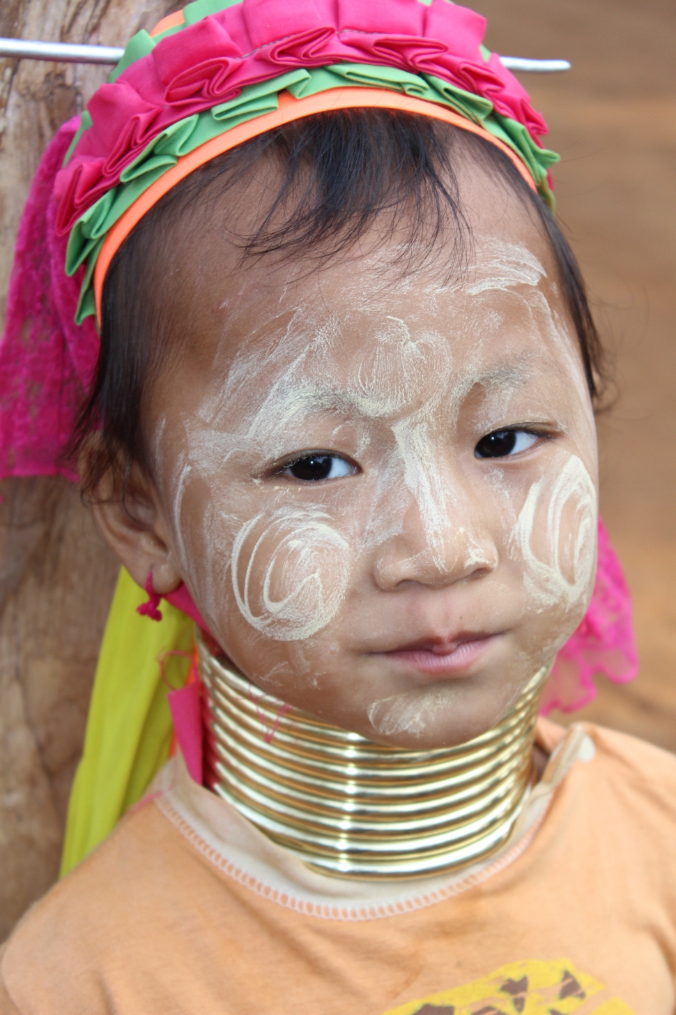 Kislány a karen törzsből (Fotó: Berende Alexa)