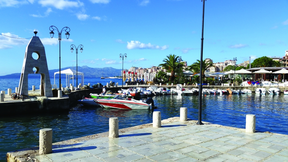 Saranda, tengerpart